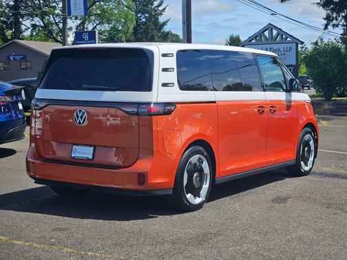 Energetic Orange 2025 Volkswagen ID. Buzz Pro S Plus