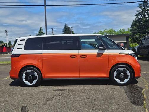 Energetic Orange 2025 Volkswagen ID. Buzz Pro S Plus
