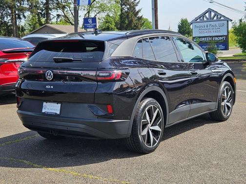 Deep Black Pearl 2023 Volkswagen ID.4 AWD Pro S