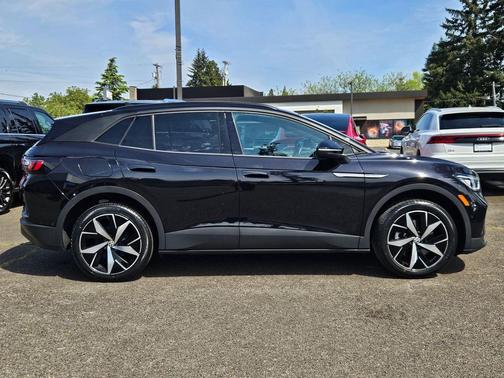Deep Black Pearl 2023 Volkswagen ID.4 AWD Pro S