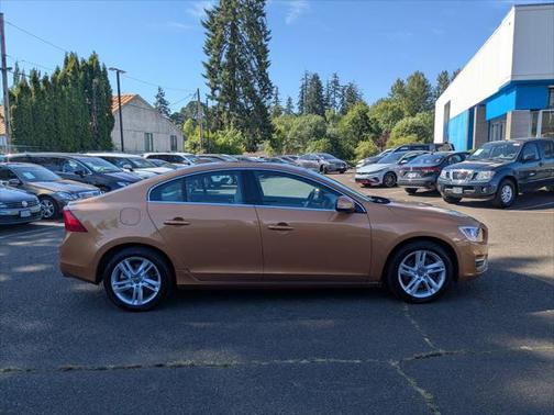 2014 Volvo S60 T5 Platinum
