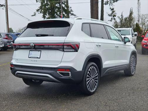 2025 Volkswagen Taos 1.5T SE