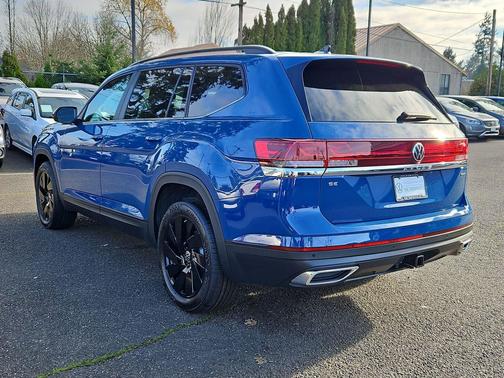 2026 Volkswagen Atlas 2.0T SE w/Technology 4MOTION
