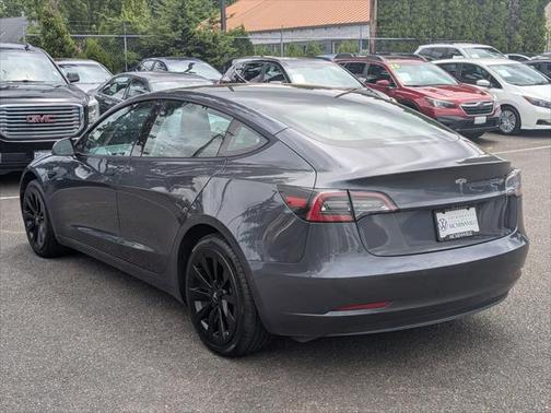 2022 Tesla Model 3 Standard Range
