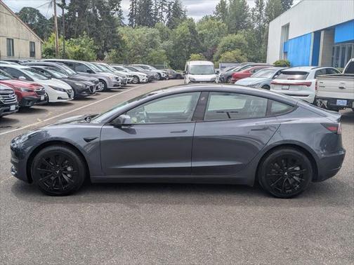 2022 Tesla Model 3 Standard Range