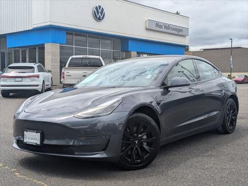 2022 Tesla Model 3 Standard Range