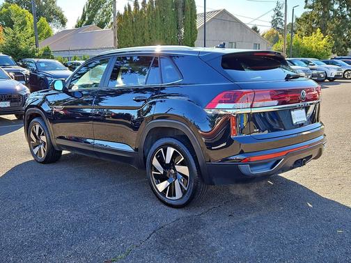 2024 Volkswagen Atlas Cross Sport 2.0T SE w/Technology 4MOTION