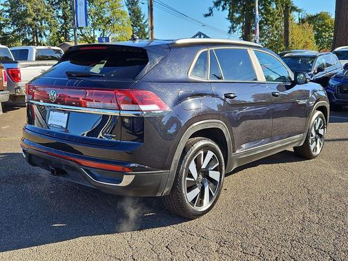 2024 Volkswagen Atlas Cross Sport 2.0T SE w/Technology 4MOTION