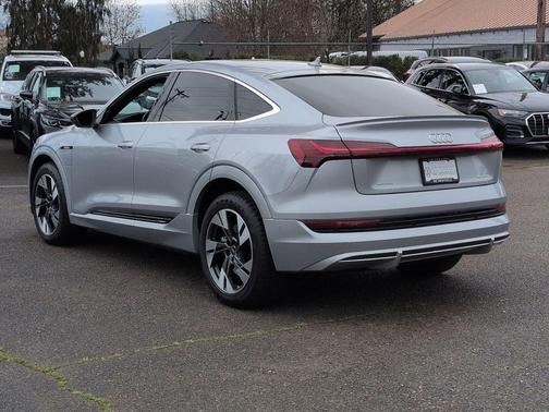 2023 Audi e-tron Sportback S line Premium Plus