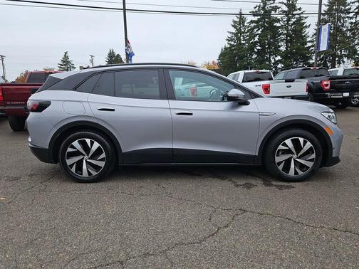 2023 Volkswagen ID.4 Pro