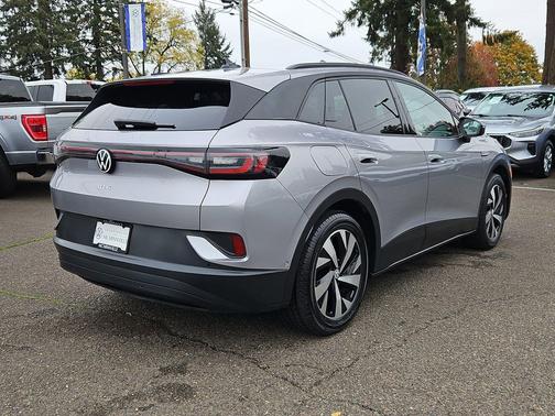 2023 Volkswagen ID.4 Pro