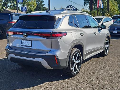 2025 Volkswagen Tiguan 2.0T SE 4MOTION