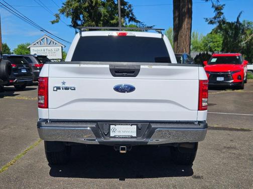 Oxford White 2016 Ford F-150 XLT