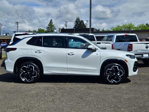 opal white pearl 2026 Volkswagen Tiguan 2.0T SEL R-Line 4MOTION
