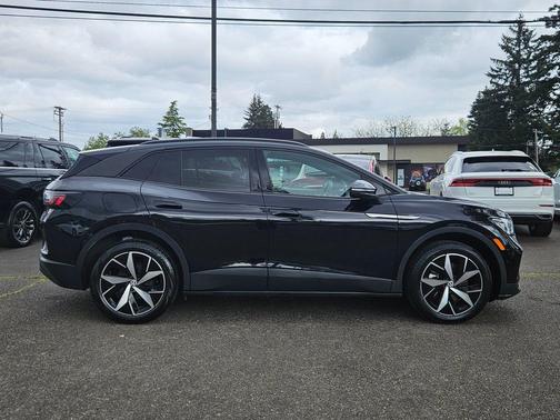 Deep Black Pearl 2023 Volkswagen ID.4 AWD Pro S