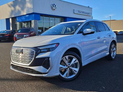 2023 Audi Q4 e-tron Premium Plus 50 quattro