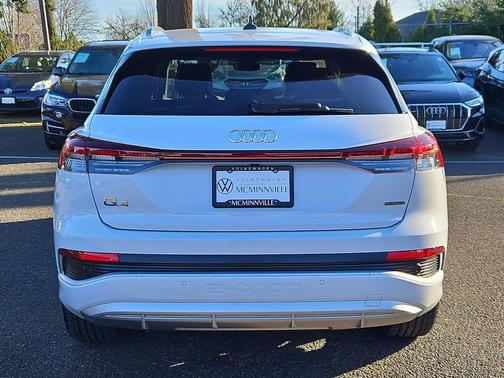 2023 Audi Q4 e-tron Premium Plus 50 quattro