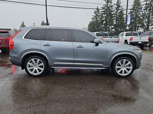 2019 Volvo XC90 T6 Inscription