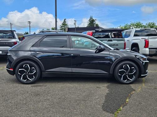 Abyss Black 2024 Hyundai IONIQ 5 SEL