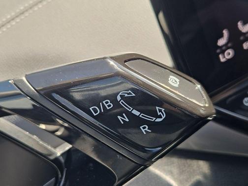 Pure Gray 2023 Volkswagen ID.4 AWD Pro S