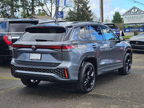platinum gray metallic 2026 Volkswagen Tiguan 2.0T SE R-Line Black 4MOTION