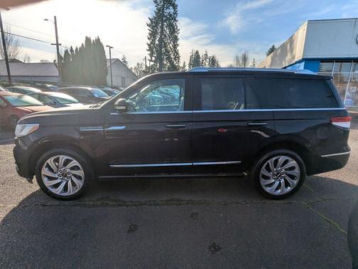 2024 Lincoln Navigator Reserve