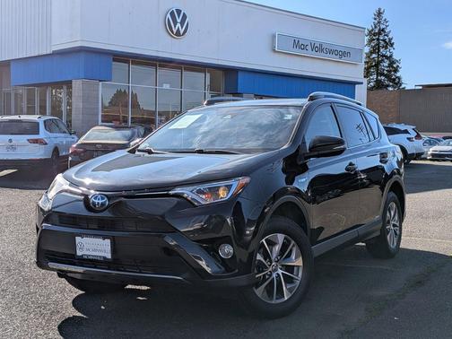 2017 Toyota RAV4 Hybrid SE