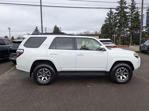 2024 Toyota 4Runner TRD Off Road Premium