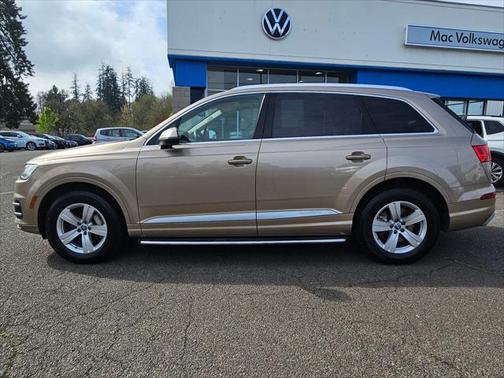 2019 Audi Q7 45 Premium Plus
