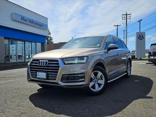 2019 Audi Q7 45 Premium Plus