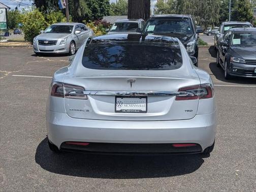 2016 Tesla Model S 75D