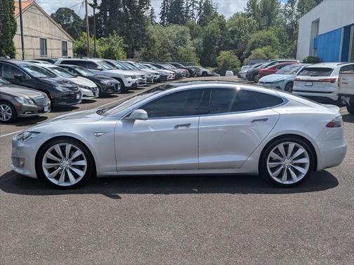 2016 Tesla Model S 75D