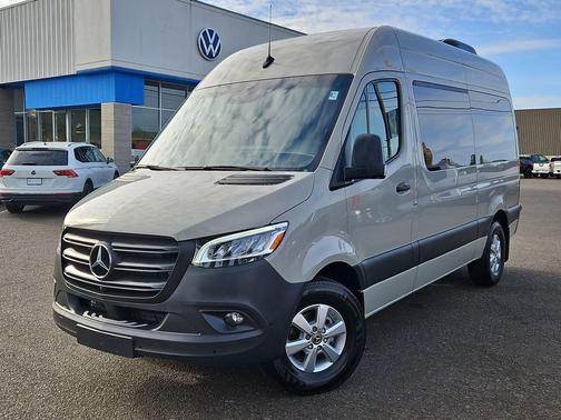 2023 Mercedes-Benz Sprinter 2500 Standard Roof