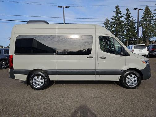 2023 Mercedes-Benz Sprinter 2500 Standard Roof