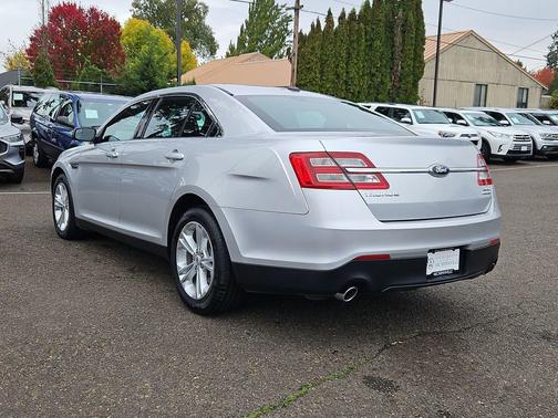 2013 Ford Taurus SEL