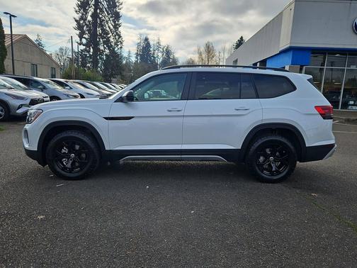 2026 Volkswagen Atlas 2.0T Peak Edition