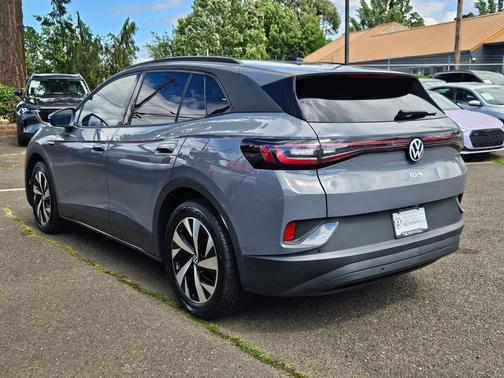 Pure Gray 2023 Volkswagen ID.4 Pro
