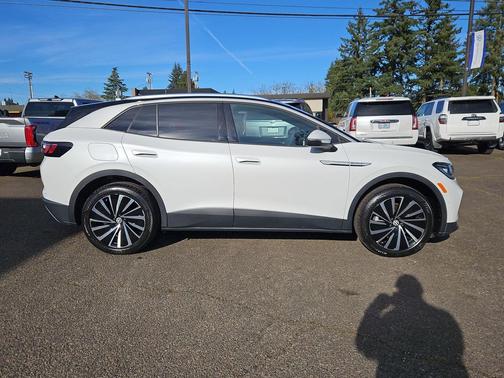 2023 Volkswagen ID.4 Pro S Plus