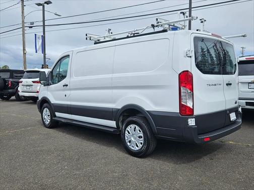 2018 Ford Transit-250 Base