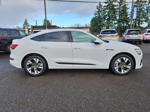 2021 Audi e-tron Sportback Premium Plus