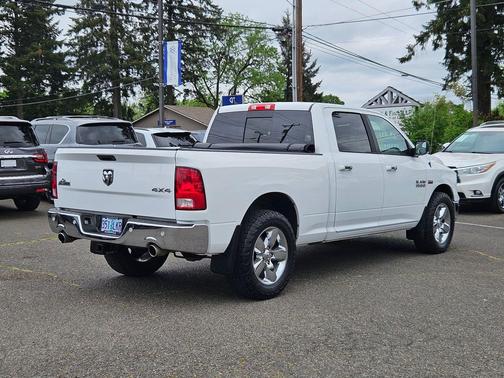 Bright White Clearcoat 2016 RAM 1500 Big Horn
