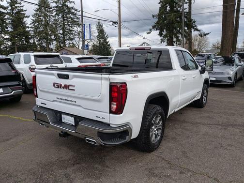 2022 GMC Sierra 1500 SLE