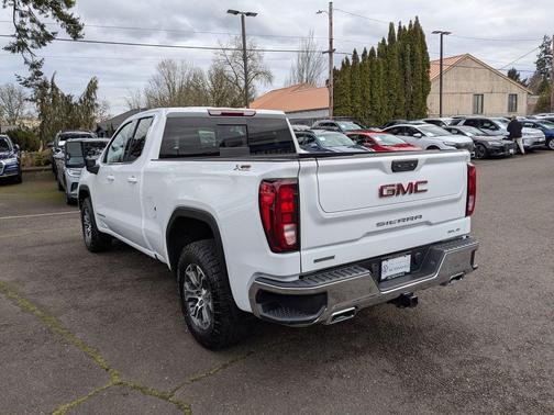 2022 GMC Sierra 1500 SLE