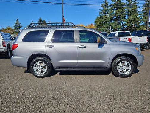 2013 Toyota Sequoia SR5