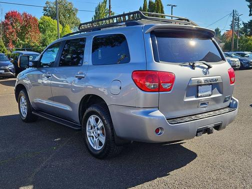 2013 Toyota Sequoia SR5