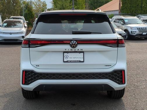 2025 Volkswagen Tiguan 2.0T SE R-Line Black 4MOTION