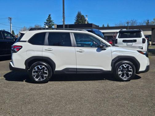 Crystal White Pearl 2025 Subaru Forester Premium