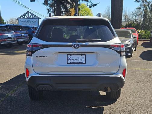 Crystal White Pearl 2025 Subaru Forester Premium