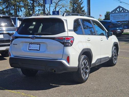 Crystal White Pearl 2025 Subaru Forester Premium