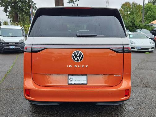 2025 Volkswagen ID. Buzz Pro S Plus with 4MOTION